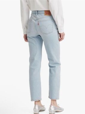 Levi’s 501 Original Women’s Jeans 26x26 Light Wash High Rise Straight Leg